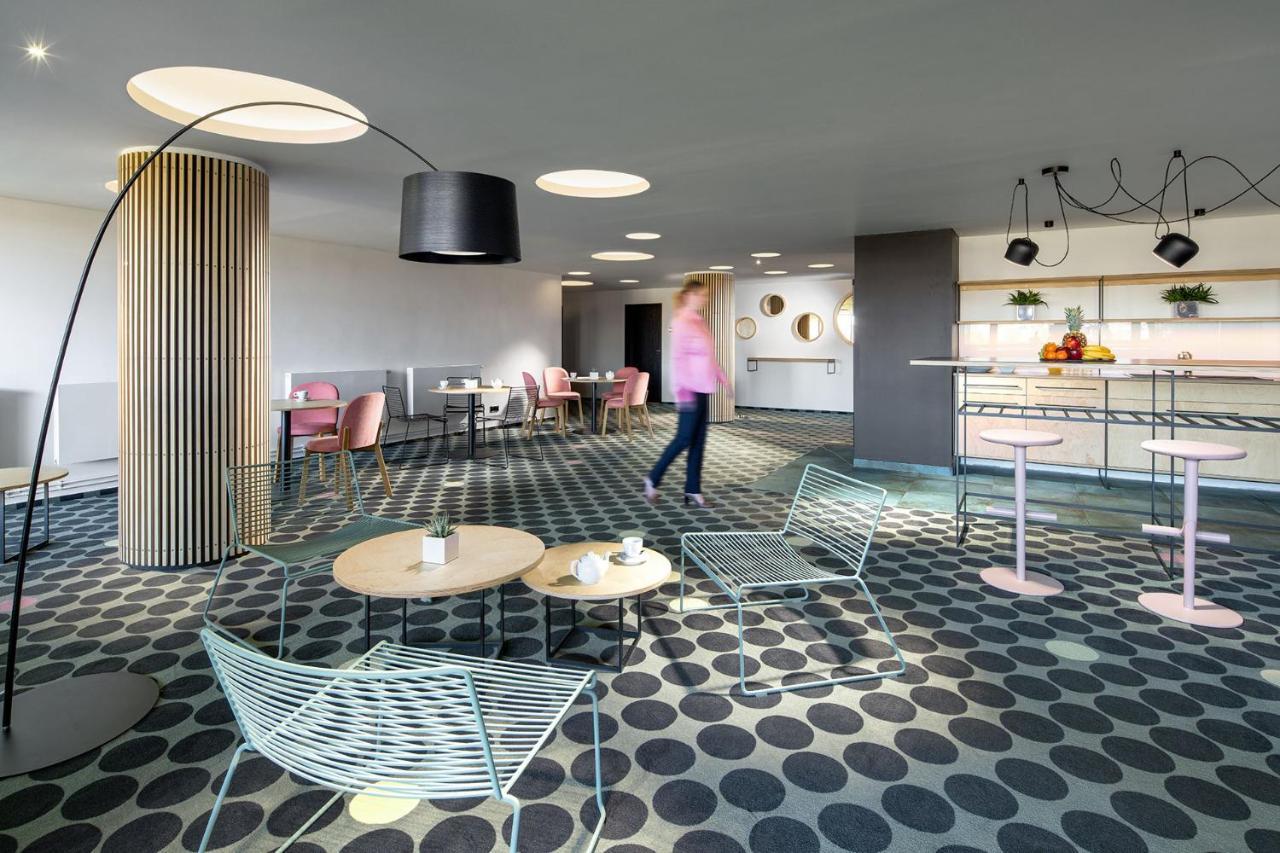 B&B Chuchle Arena Praha エクステリア 写真